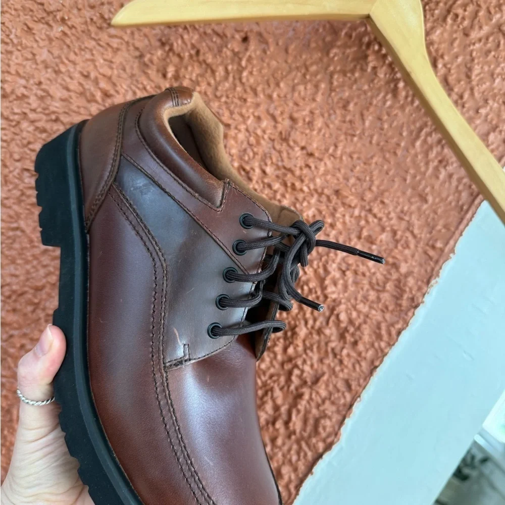 Men’s Instride Leather Dress Shoes Size 10.5 EUC Lace Up  Thick Sole